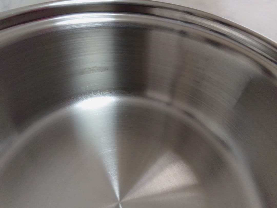 ☆未使用☆ Amway アムウェイ 中ソースパン 片手鍋 クイーン