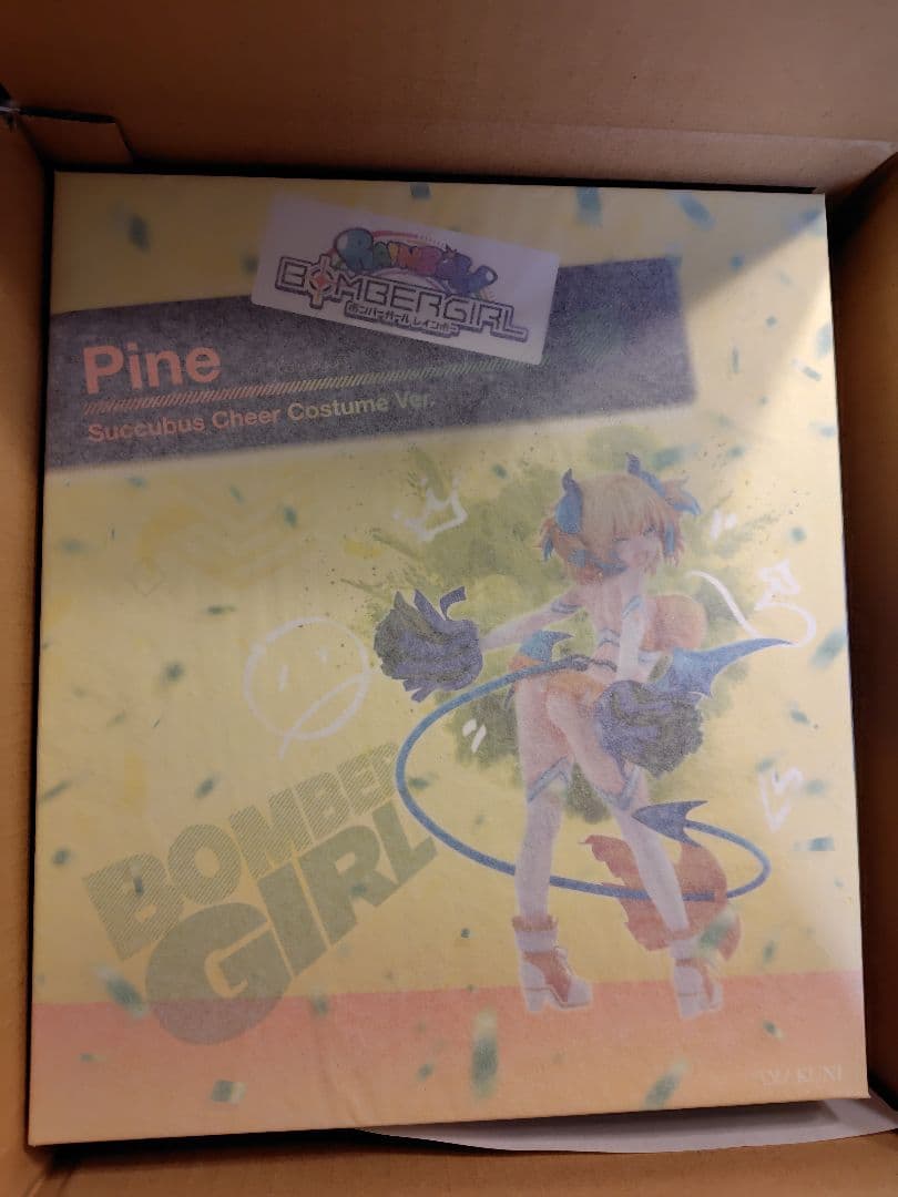 ボンバーガール パイン サキュバスチアコス フィギュア パインフィギュア