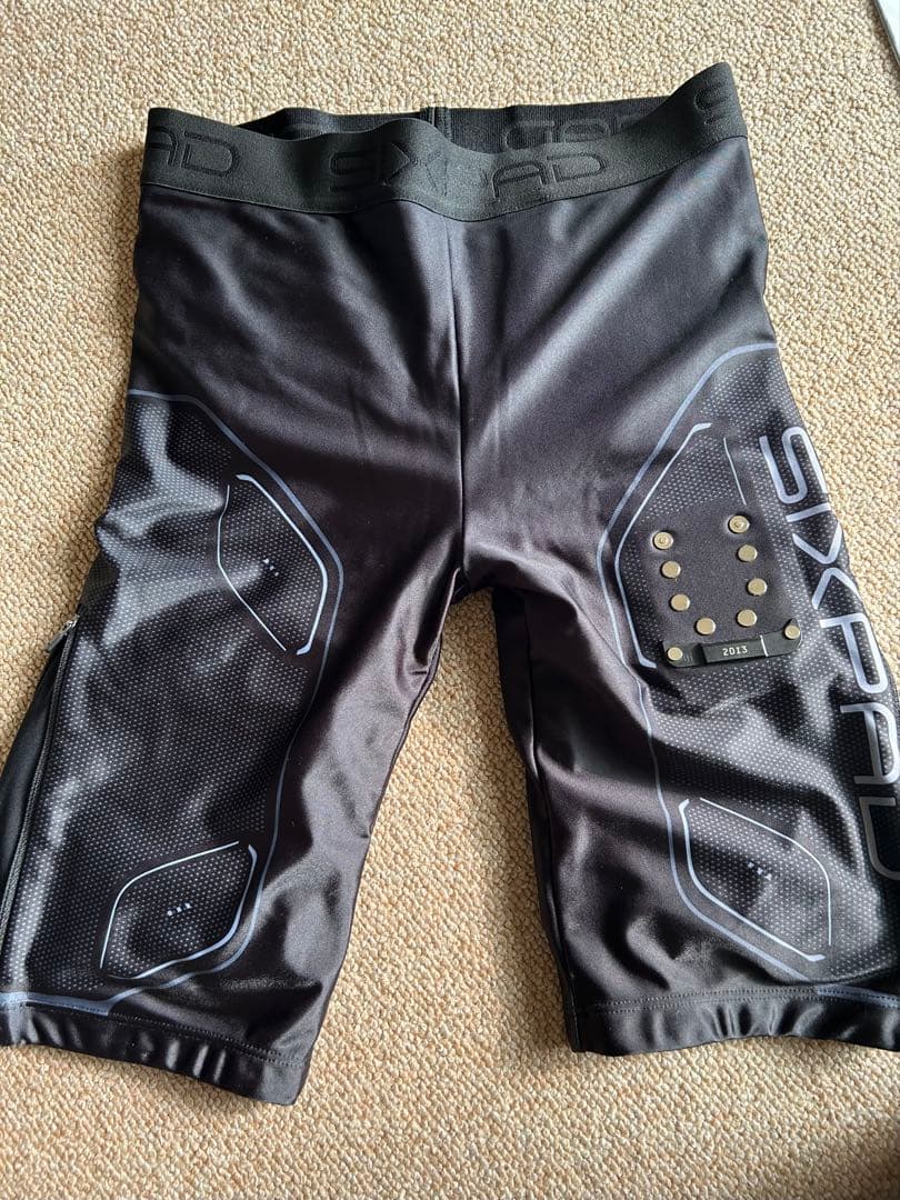 SIXPAD パワースーツ　レディース上下　Mサイズ