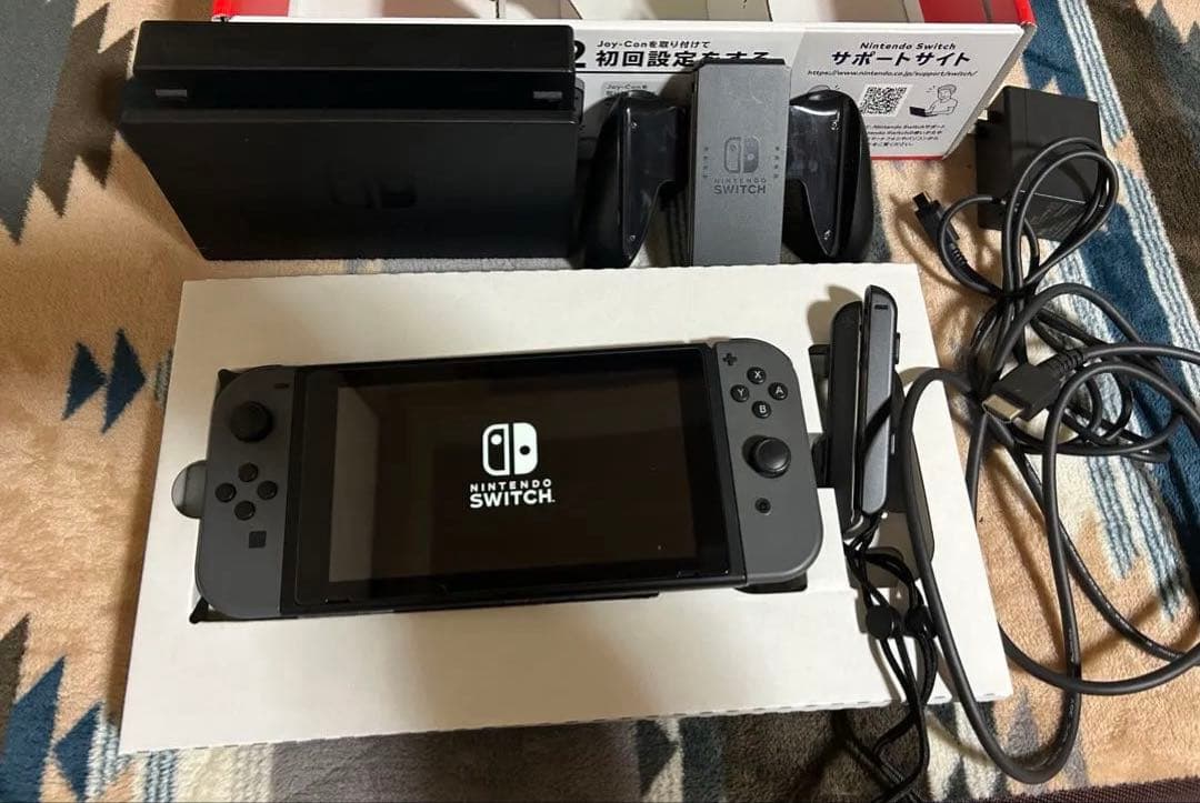 Nintendo Switch 本体 グレー プロコン２個　ヘッドセット付き