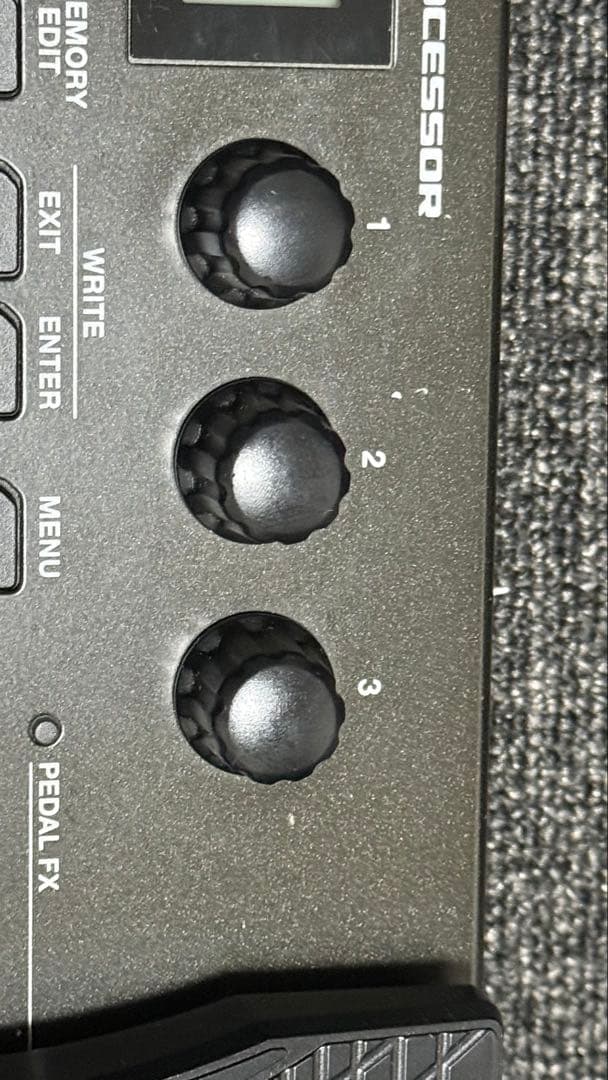 BOSS GT-1 ギターエフェクター動作確認済み