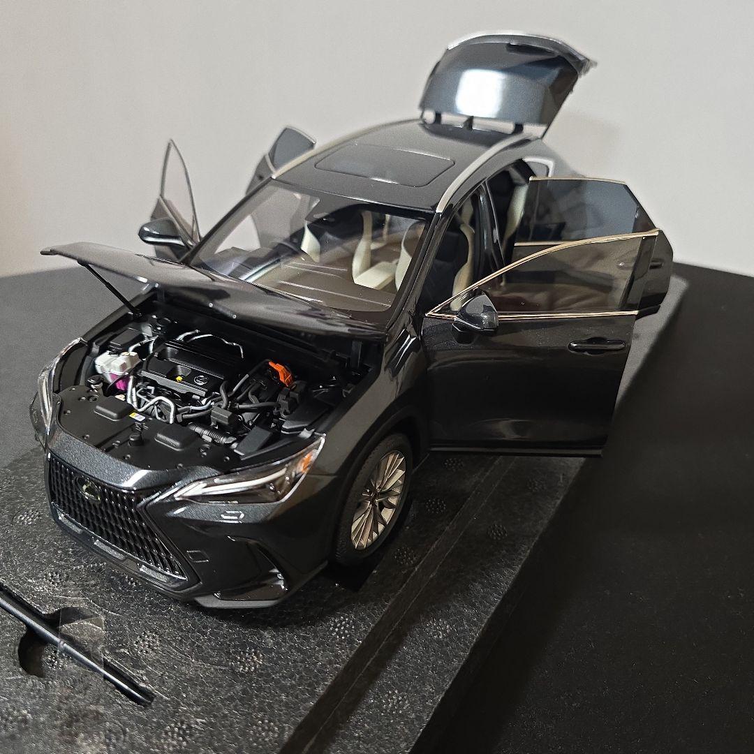 京商　レクサス　NX 450h+ 1/18 ミニカー　グラファイトブラック