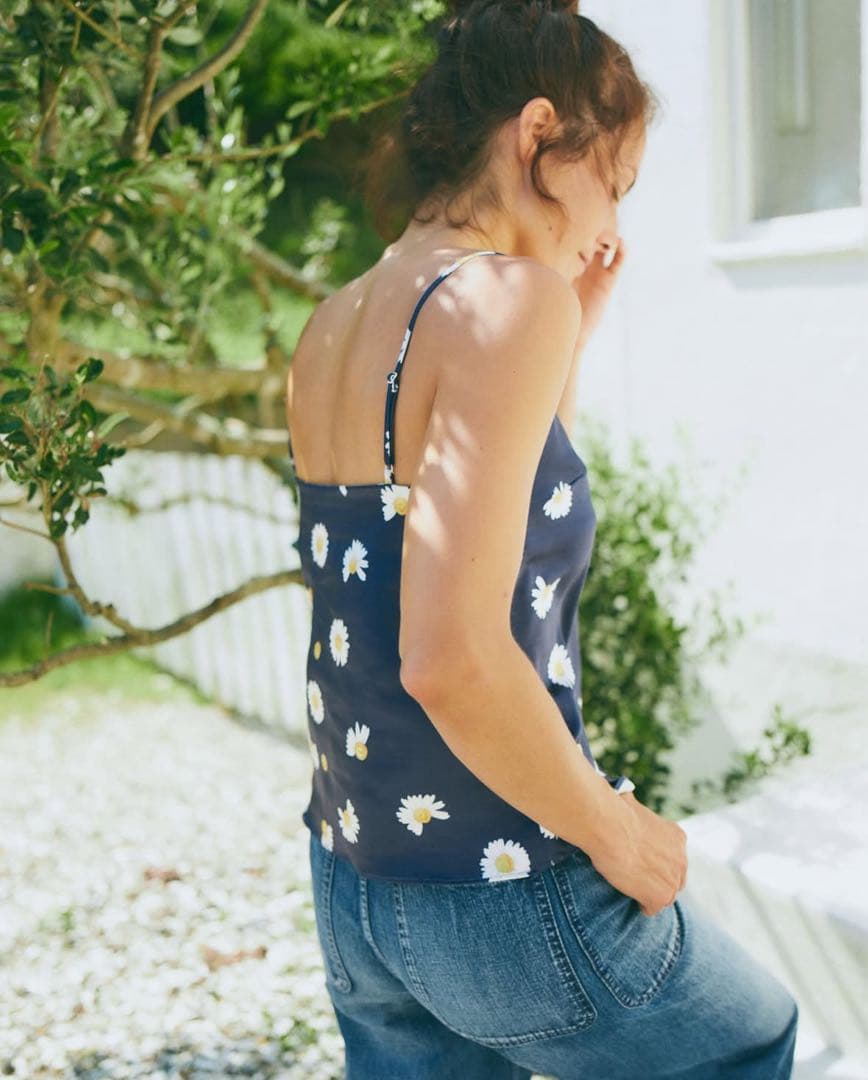 週末限定 新品未使用タグ付 ネイビー 花柄 キャミソール