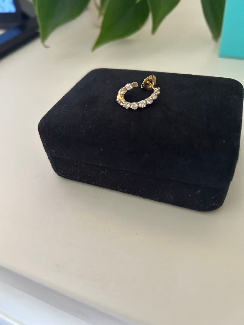 TIFFANY&COティファニー インサイドアウトフープピアス 片耳