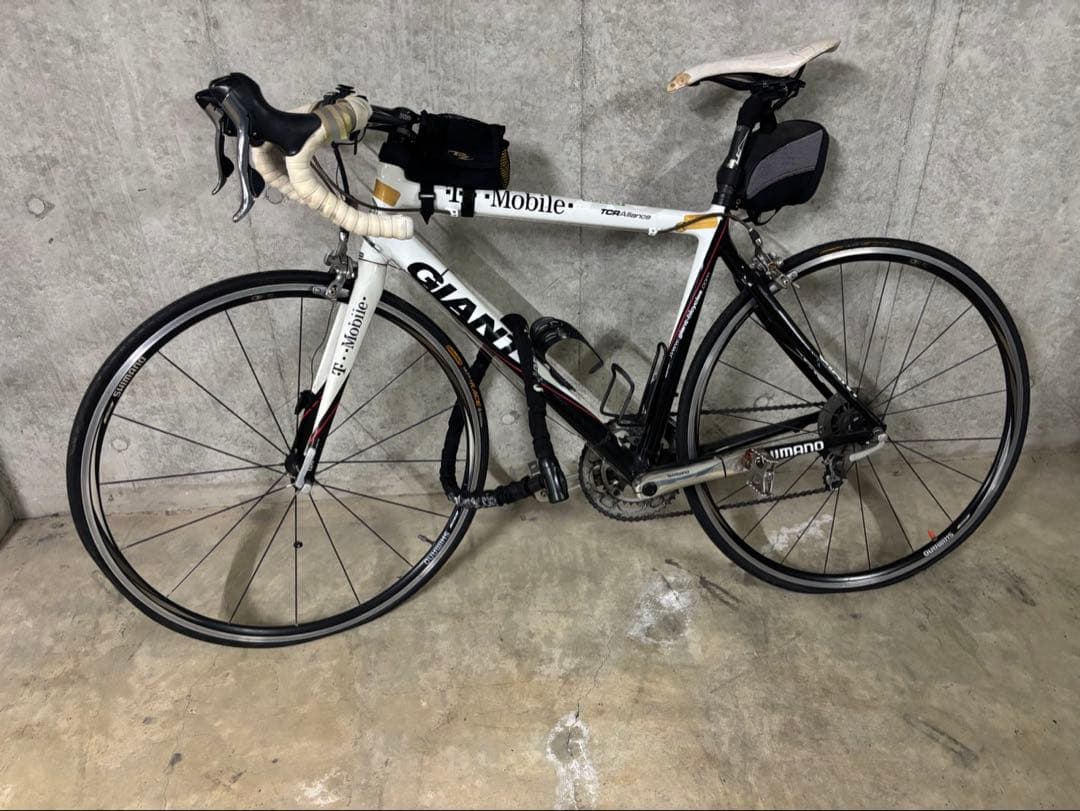 GIANT　ジャイアント　ロードバイク