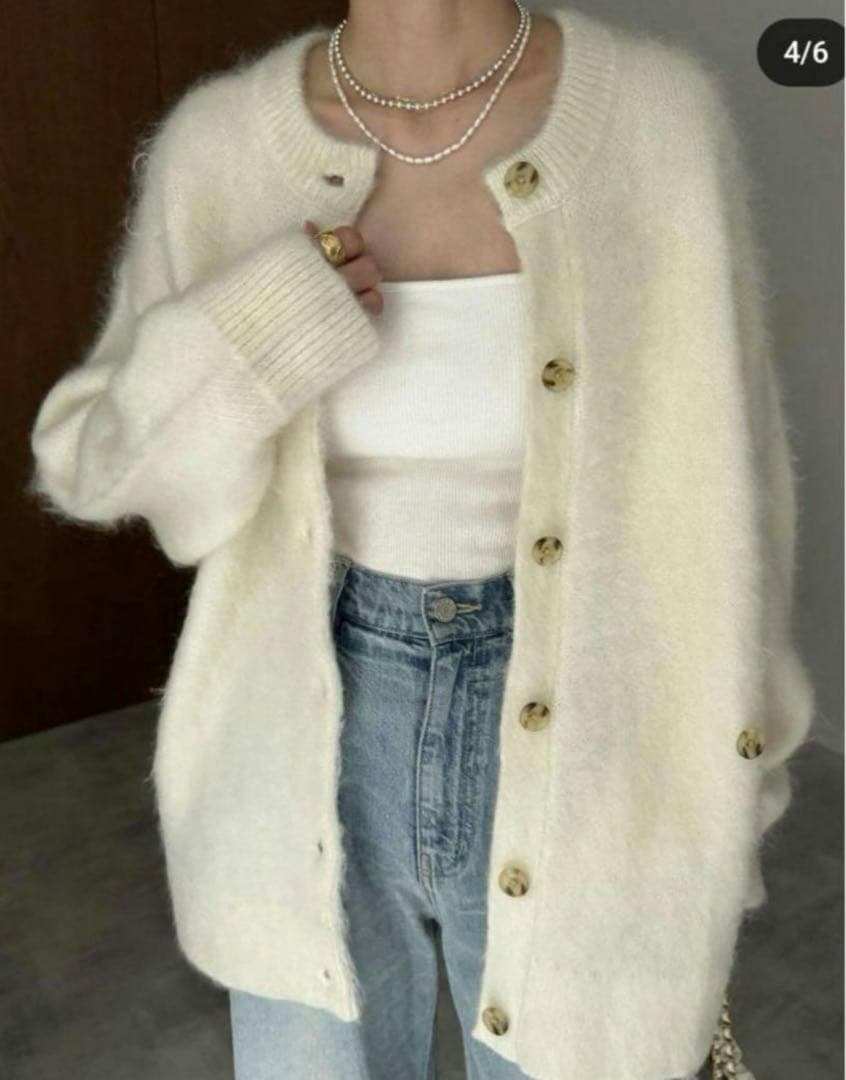 クラネ　広瀬すず　コラボカーディガン　ホワイト