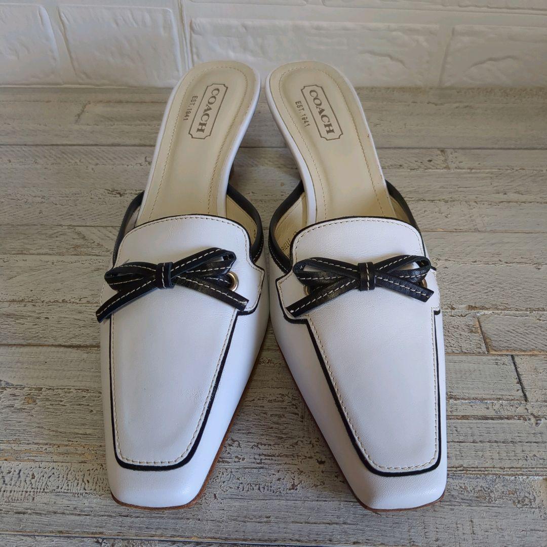 【未使用級】COACH コーチ リボン付き ミュール ホワイト 8B 25cm