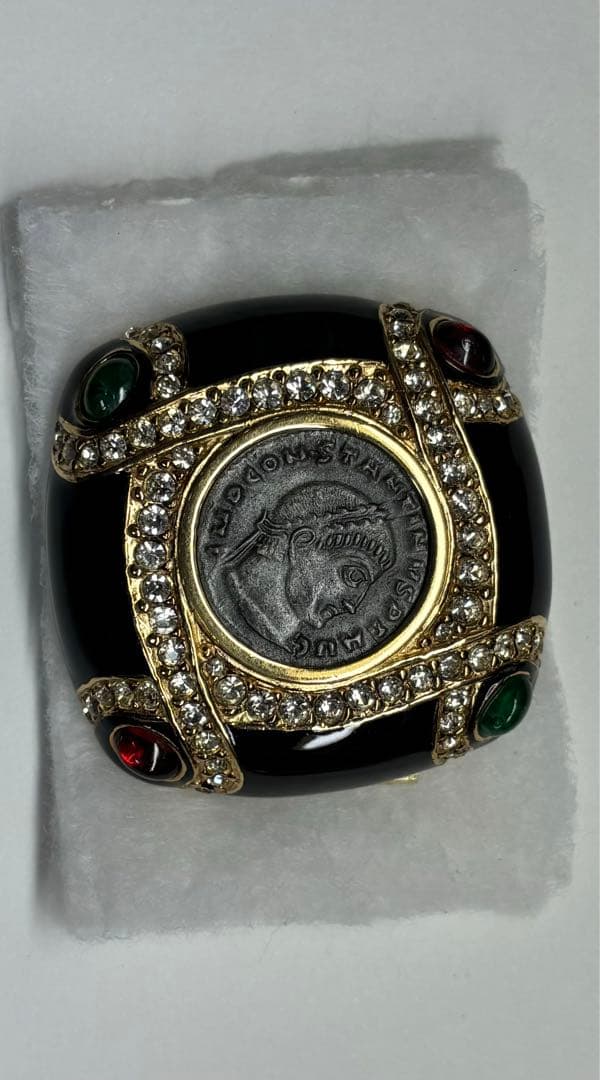 Ciner ブローチ ラインストーンデザイン　ブラック