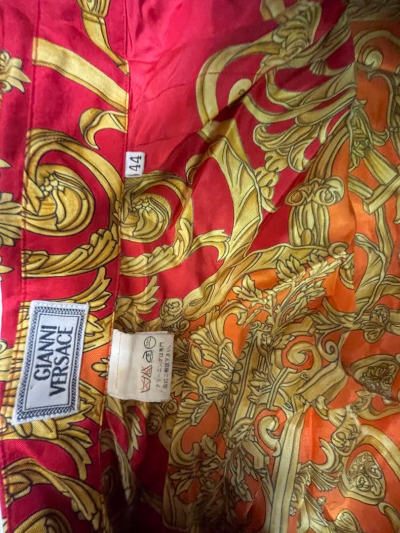 Gianni Versace（ジャンニ・ヴェルサーチ）シルクシャツ