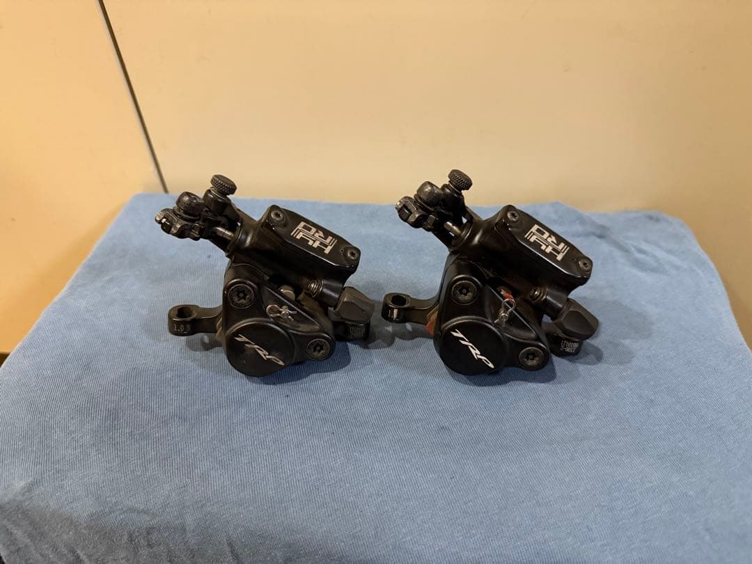 TRP HY/RD ポストマウント 油圧 ディスク キャリパー