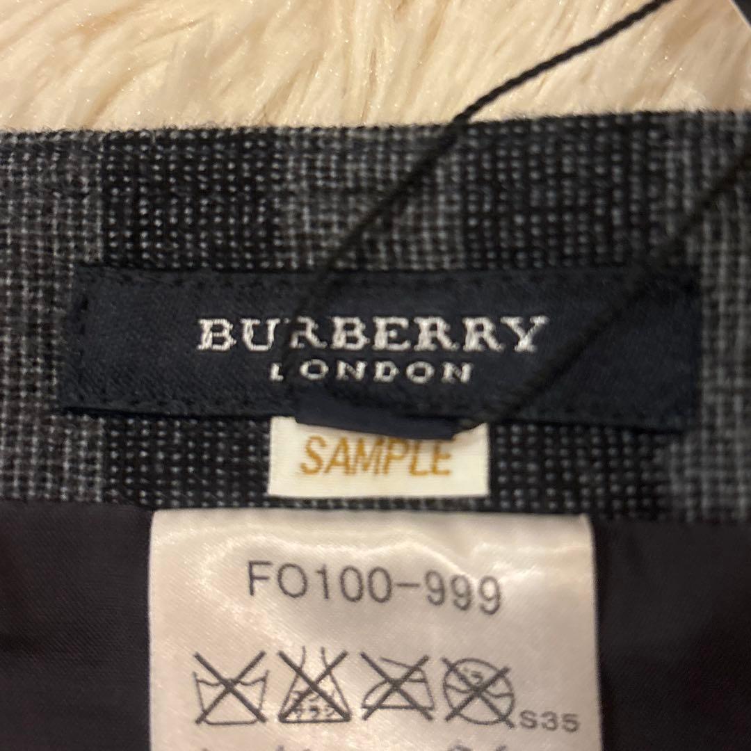 【新品タグ付き】バーバリー エクスプローデッド ノバチェック ウール スカート