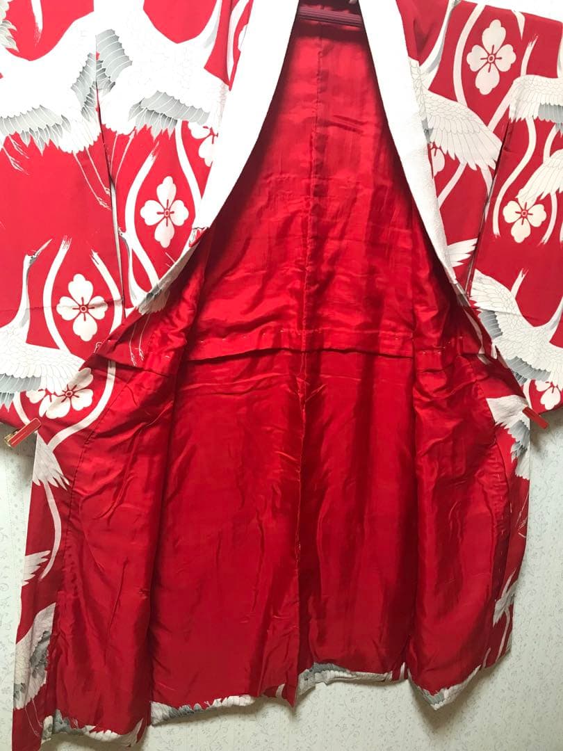 アンティーク長襦袢　正絹　華紅　羽ばたく鶴‼️ 花菱