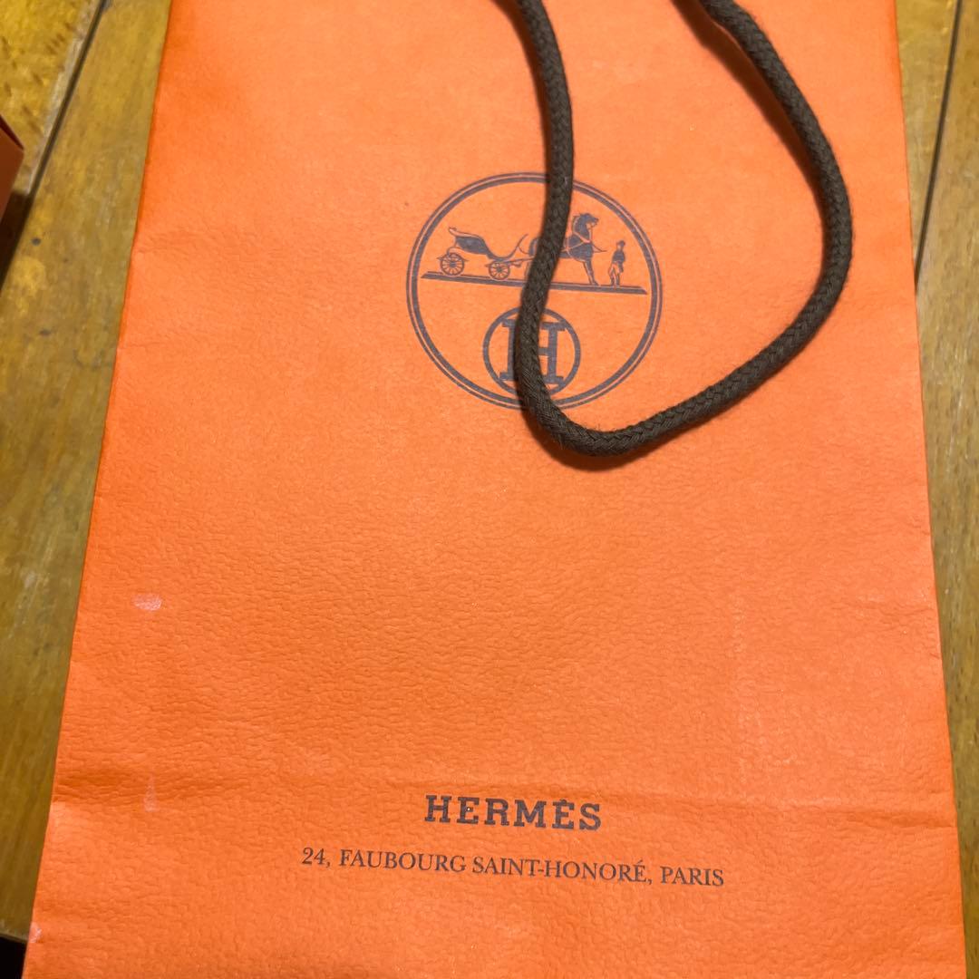 【新品未使用】エルメス ヘア＆ボディシャワージェル オードゥルバーブエカルラット