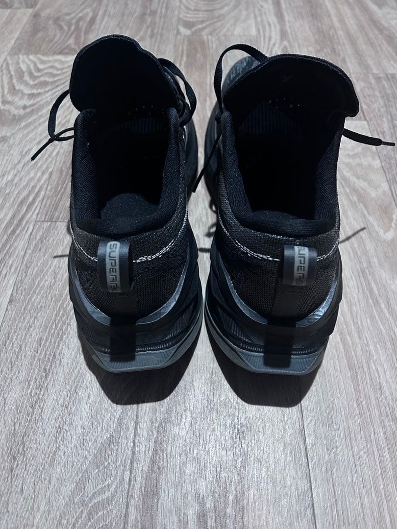 ASICS SUPERBLAST 2 27.5cm ブラック/ホワイト