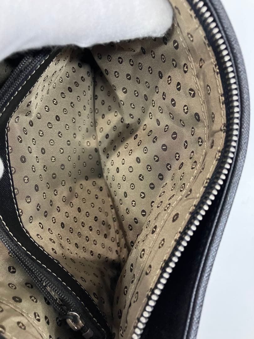 美品未使用品　印傳屋のプライデンショルダーバッグ