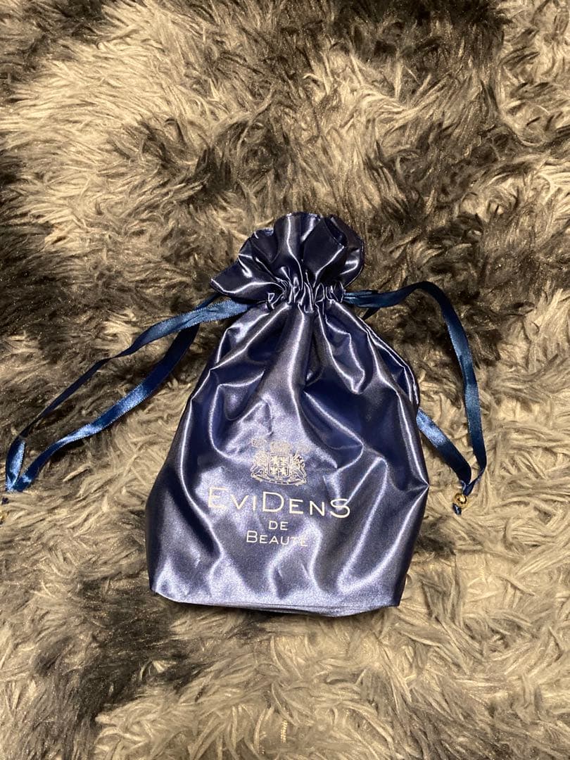 【新品】EVIDENS DE BEAUTÉ ラ ソリューション クー＆デコルテ