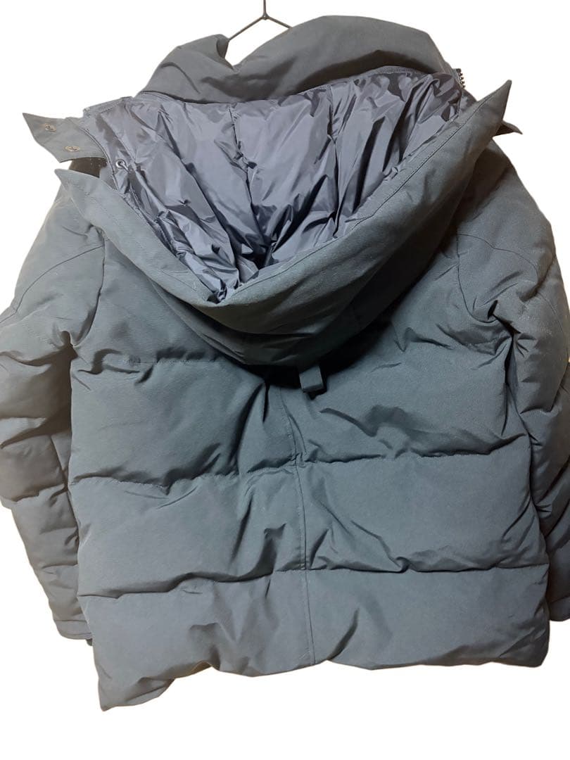 カナダグース ウィンダムパーカ ブラックレーベル　2048MB 最終値下げ