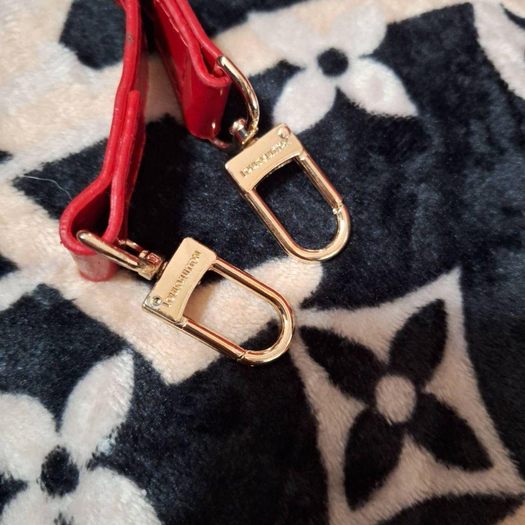 美品‼️ルイヴィトン アルマPM ヴェルニ ハンドバッグ レッド 並行輸入品