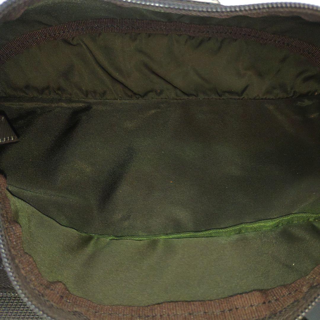 プラダ ボディバッグ ウエストポーチ ナイロン 三角ロゴ グリーン系