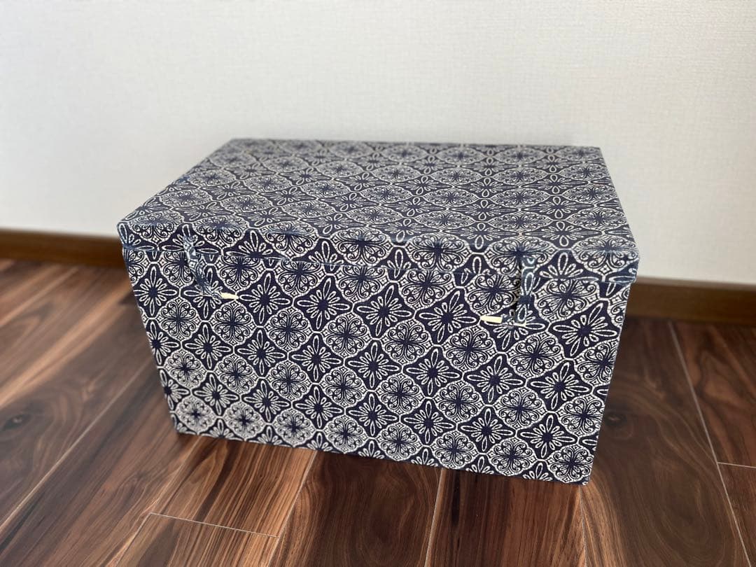 景徳鎮御窯 北京故宮博物院監製 限定複製品 青花牡丹紋瓶　認定書付