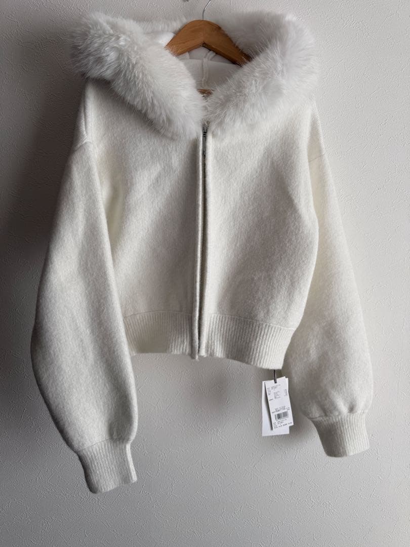 o*.様 【新品未使用】SNIDEL Sustainableファー付きニットパー