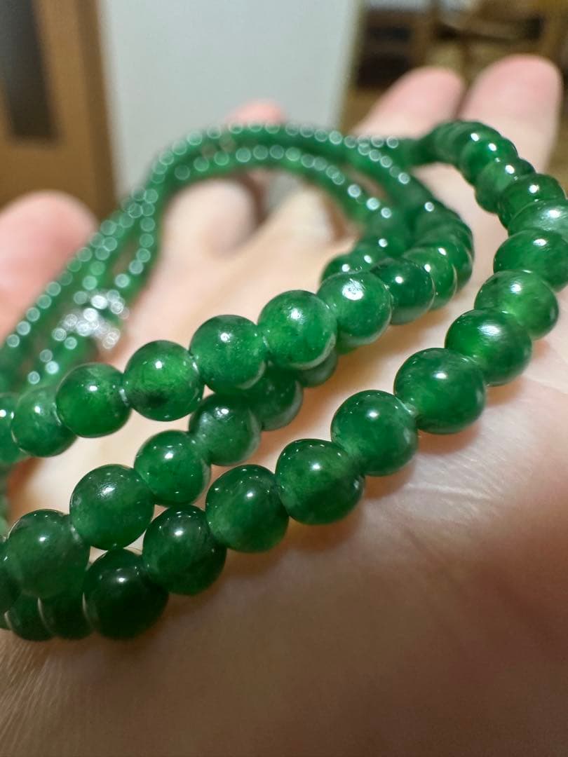天然A貨ジェダイト翡翠ビーズネックレス 緑色 シルバーアクセント