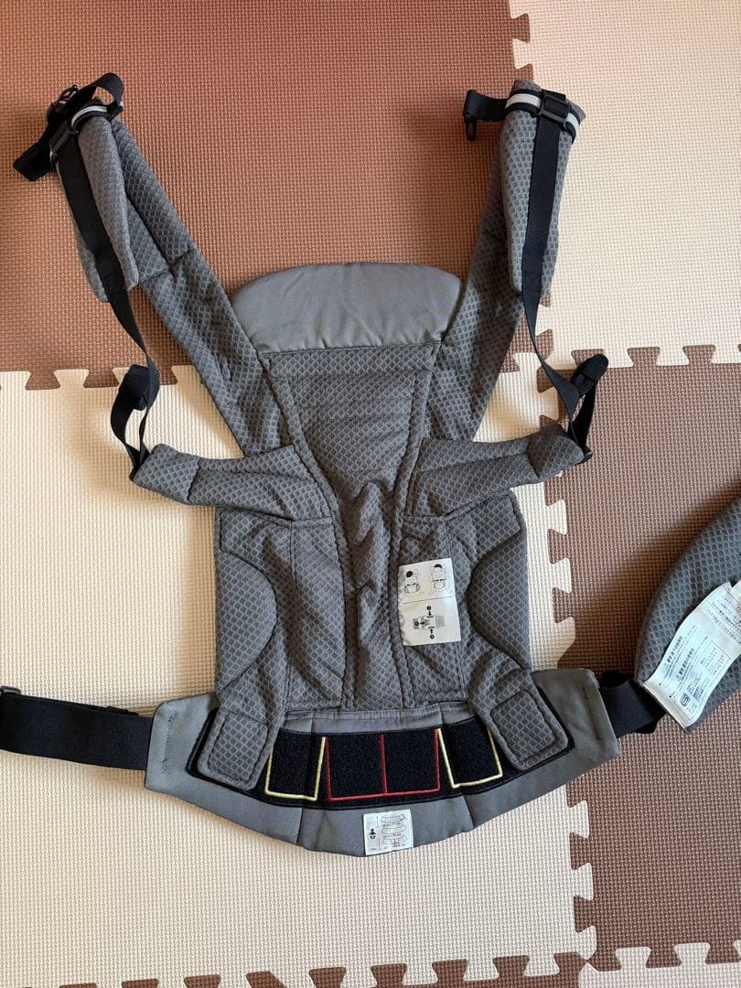 【美品】エルゴベビー　オムニブリーズ　グラファイトグレー
