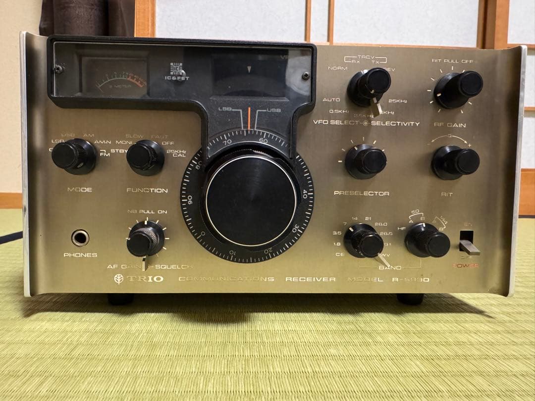 TRIO R-599D 受信機