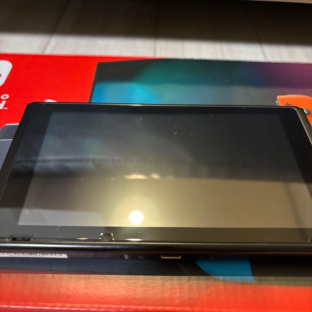 Nintendo Switchネオンブルー/ネオンレッド本体　スプラトゥーン2付