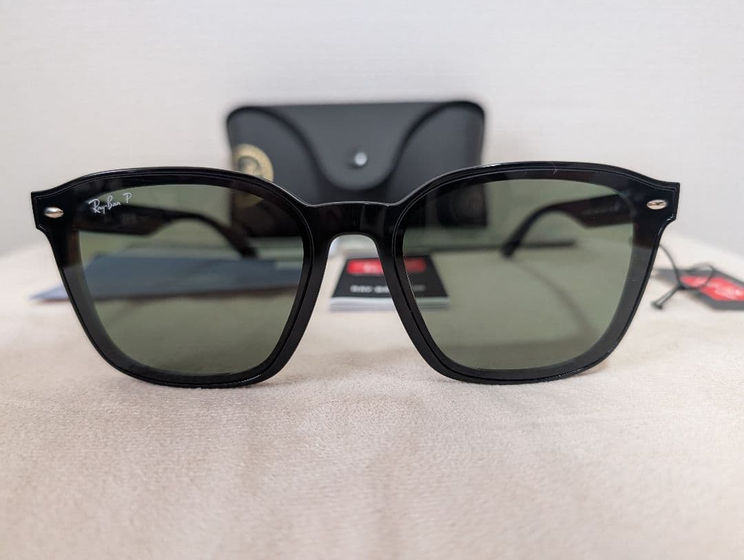 Ray-Ban ブラックフレーム サングラス