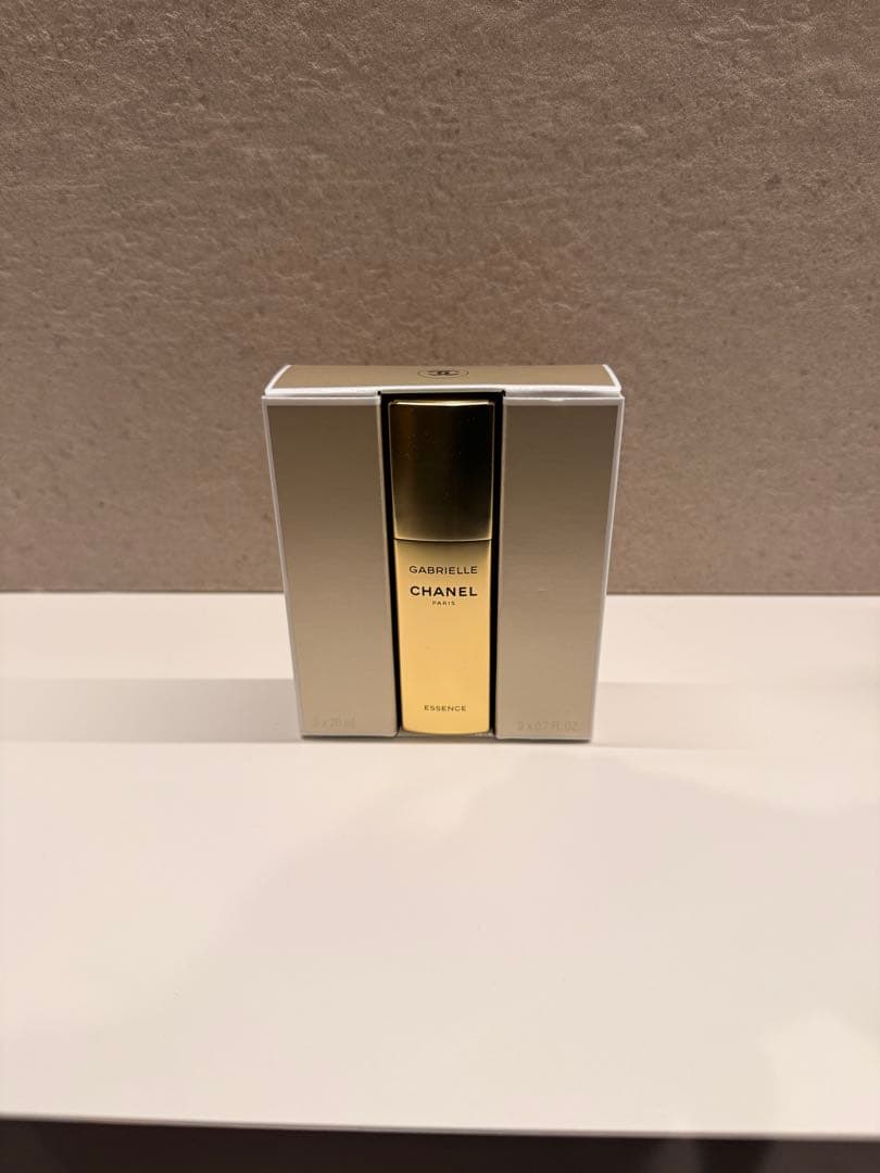 GABRIELLE CHANEL ESSENCE 香水 ギフトバッグ付き