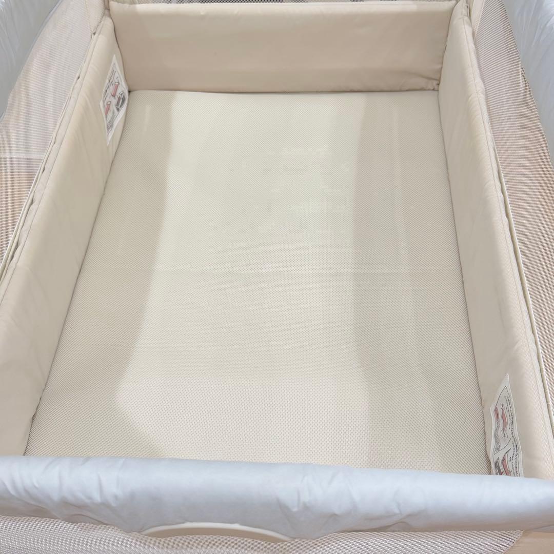 アップリカ ココネルエアーAB ベビーベッド