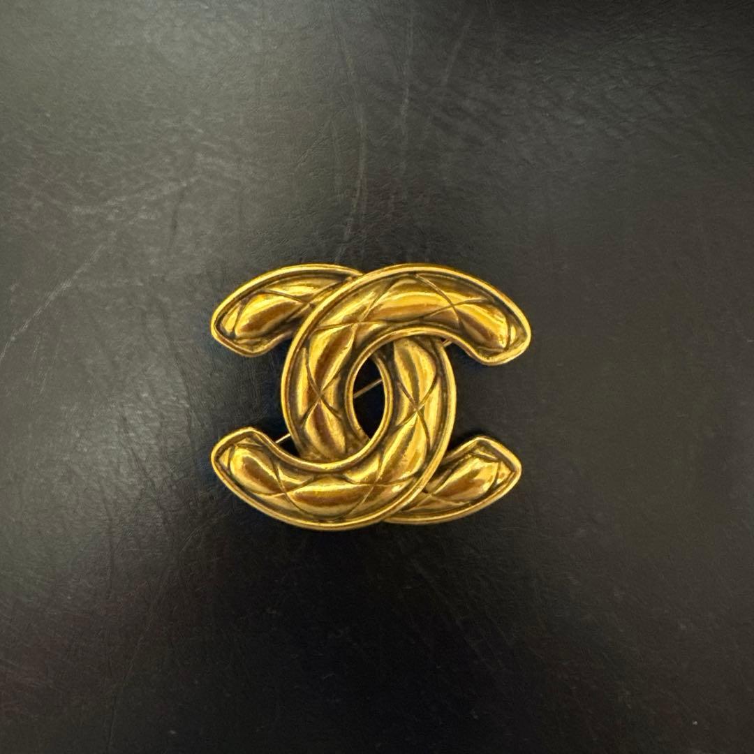 n*a様 2903★CHANEL ブローチ　1152 マトラッセ　ココマーク　ゴ