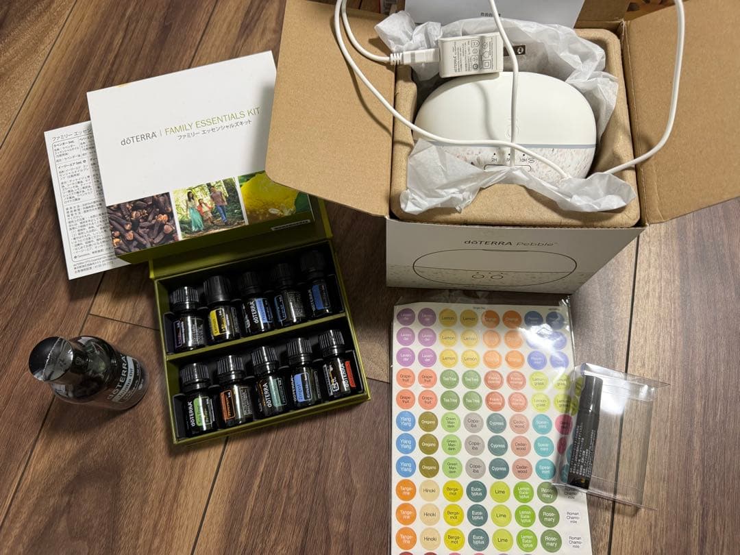doTERRA ファミリーエッセンシャルキット&ディフューザー等セット！