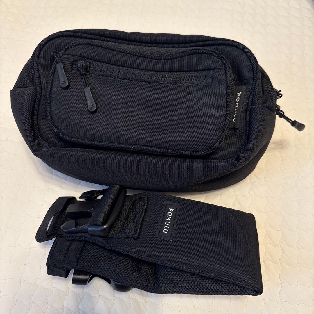 【美品】ポムル　ヒップシート　ブラック