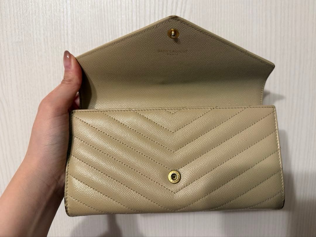 YSL ベージュ レザー 長財布