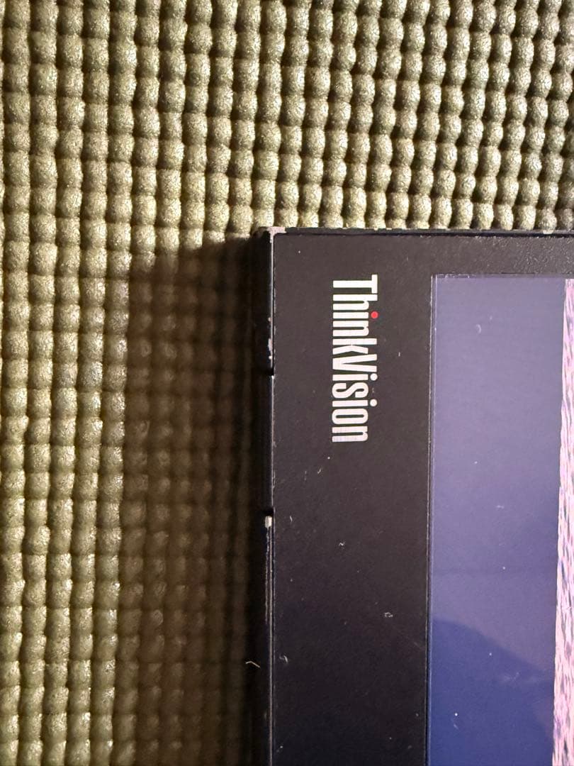 ThinkVision M14 モバイルモニター（持ち運び可能）