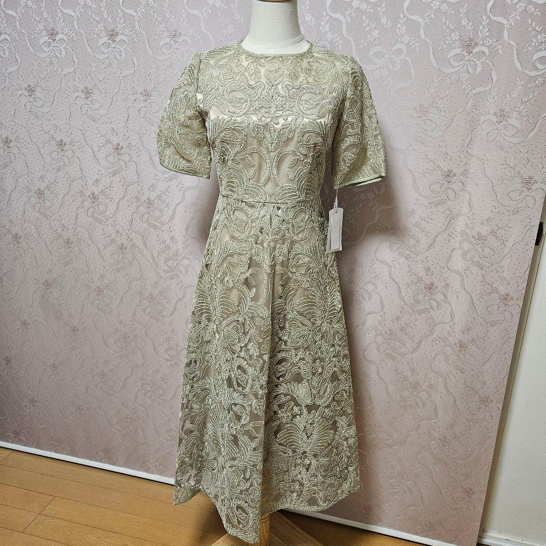 新春セール❗CELFORD 刺繍入りミント色ドレス 36　新品タグ付き