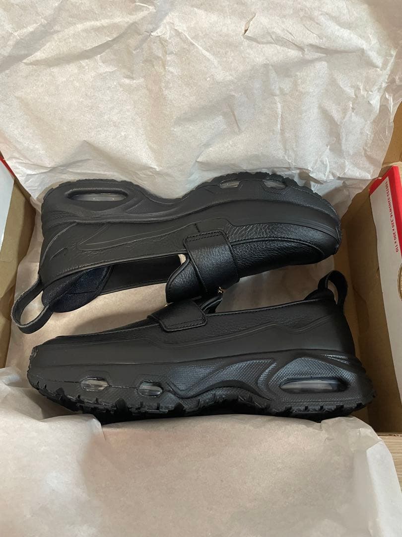 にゃめnikeフェノメナ24.5cm