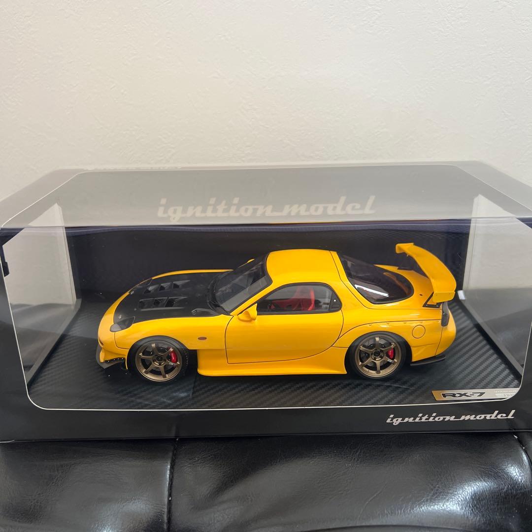 イグニッションモデル1/18 MAZDA RX-7 (FD3S) イエロー