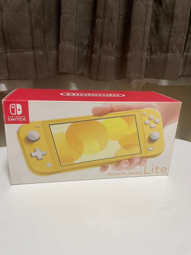 任天堂 Switch Lite イエロー