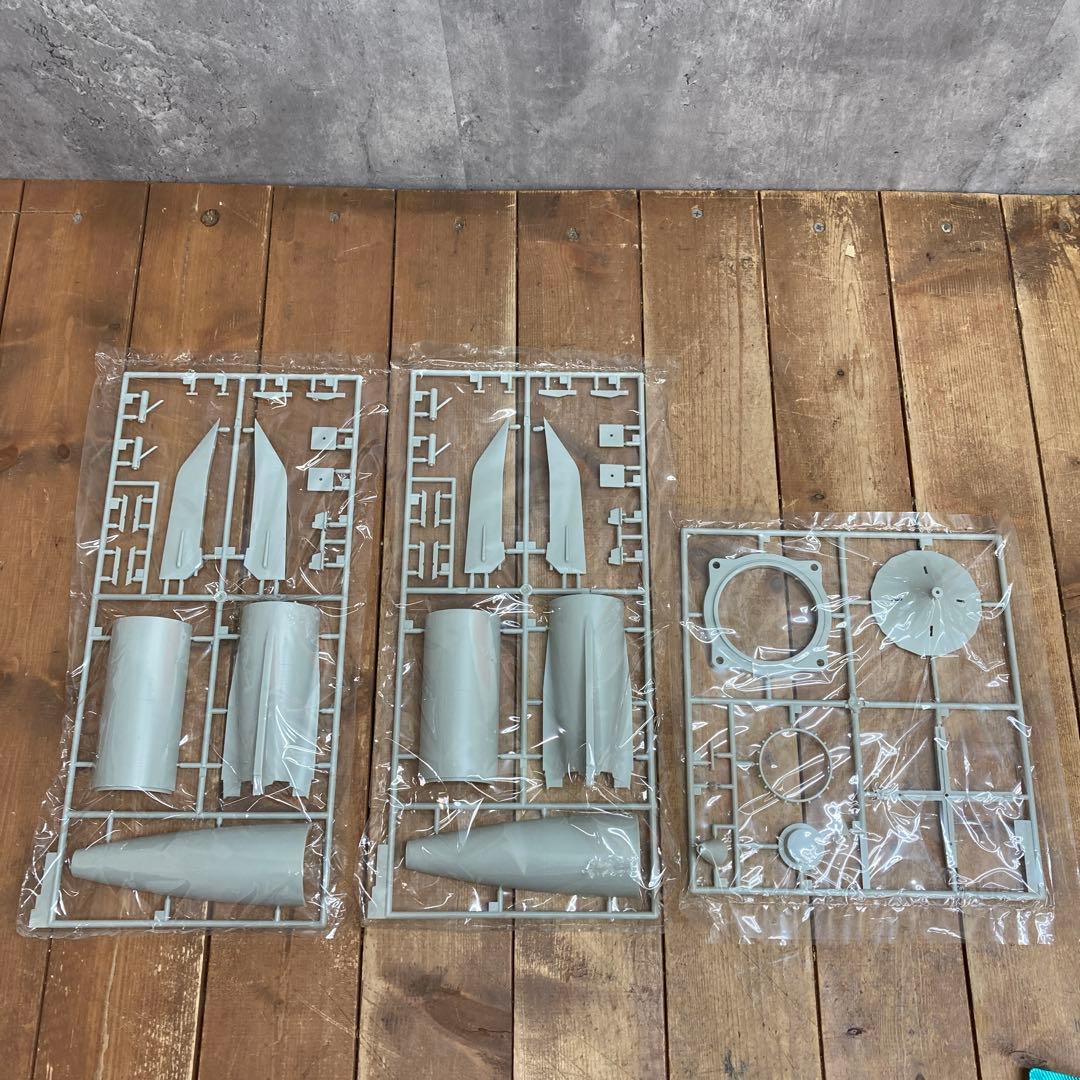 B-5 【未組立】ドラゴン 1/35 ドイツ軍 V-2ロケット プラモデル