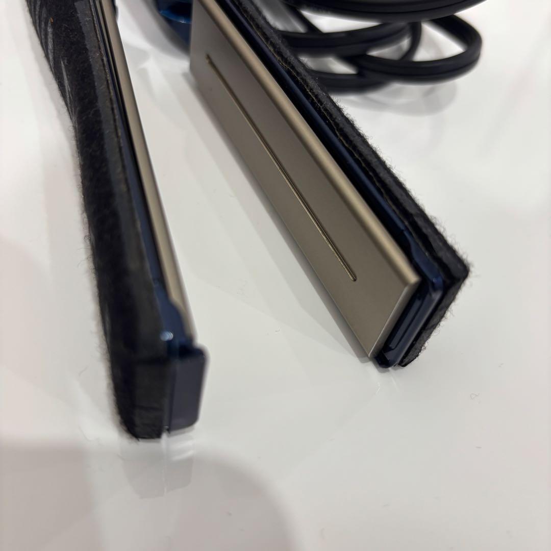 PLIA ストレートヘアアイロン 青