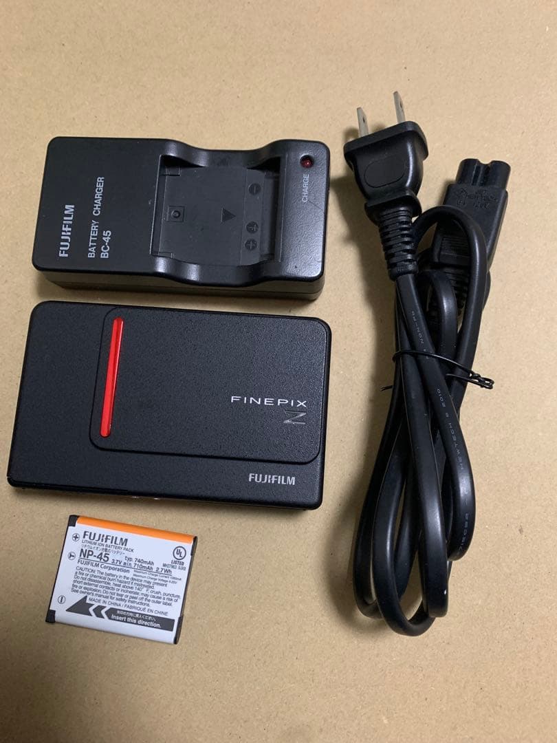 FUJIFILM FinePix Z300 本体 + NP-45 + BC-45