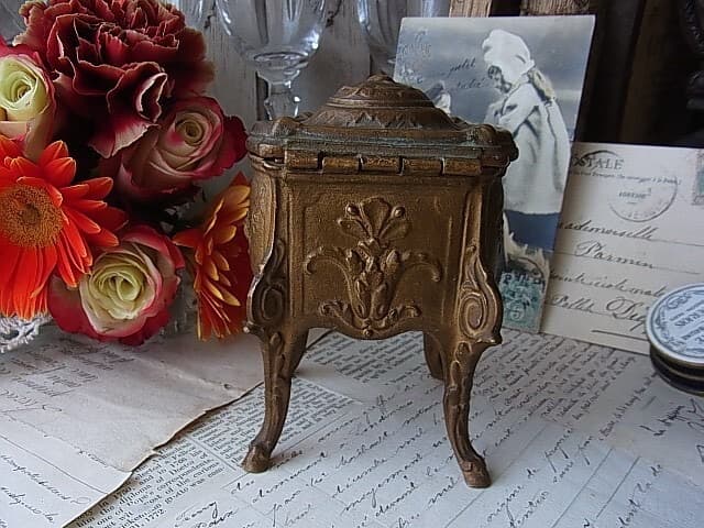 フランス ヴィンテージ 装飾ジュエリーボックス ブロンズ製