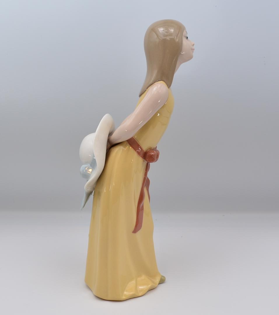 帽子をもつパメラ　他　2体おまとめ　★リヤドロ　スペイン　ポーセリン　ご成約済み