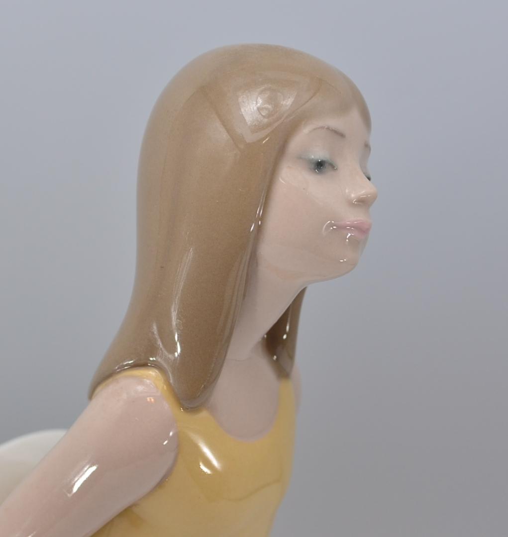 帽子をもつパメラ　他　2体おまとめ　★リヤドロ　スペイン　ポーセリン　ご成約済み