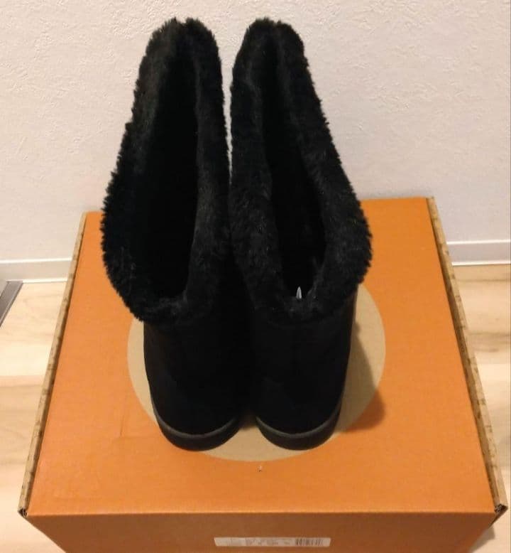 新品 BOGS 防水キルティングロングブーツ 24cm ブラック