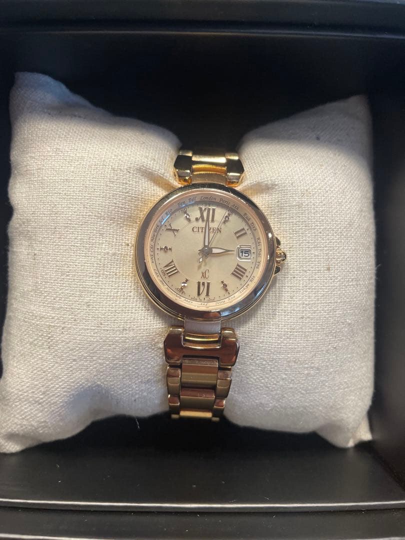 お値下げ　美品　CITIZEN XC 電波時計　ピンクゴールド