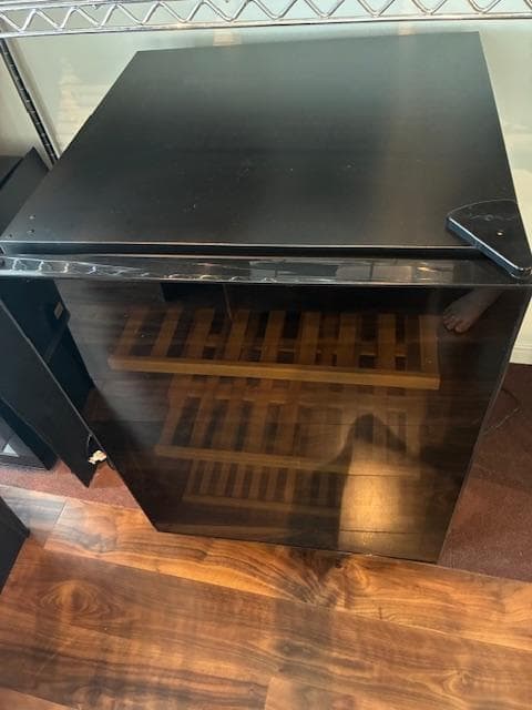 ワインセラー　三ツ星貿易　MB-6150C　2016年製　中古品